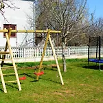 Relaxing Josip - Peaceful Area Apartman Marčana