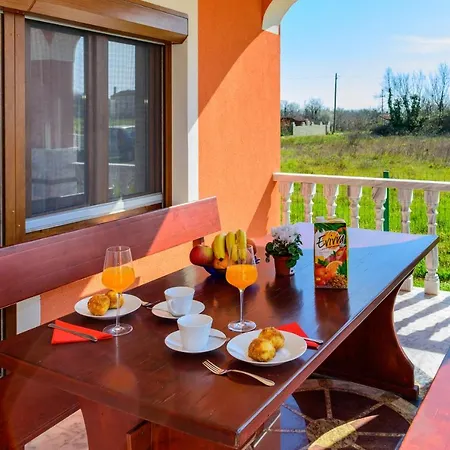 Relaxing Josip - Peaceful Area Marcana